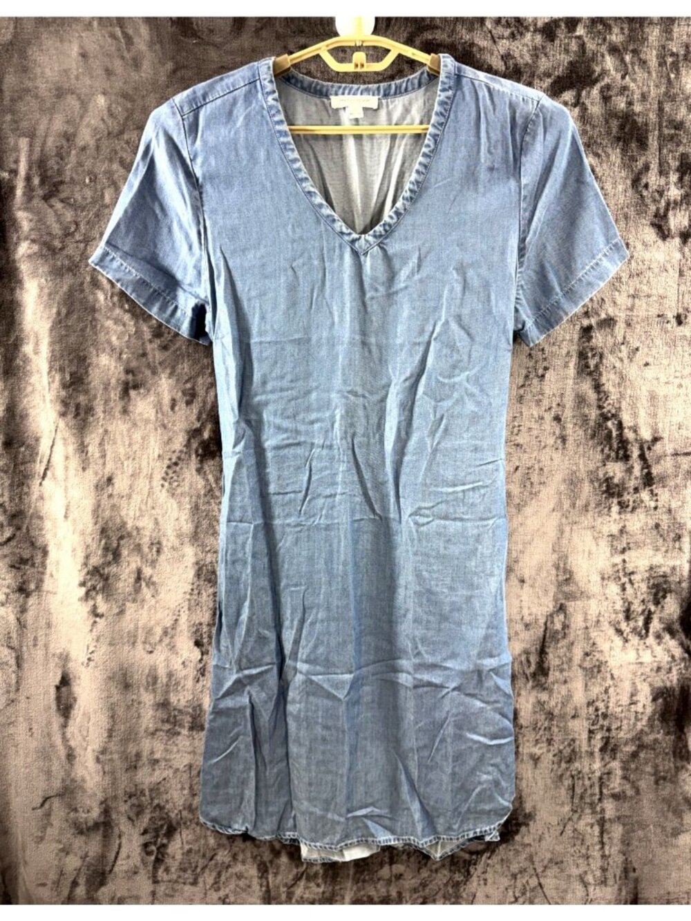 BeachLunchLounge Women's Large Blue Chambray Casual V-Neck Tie Waist